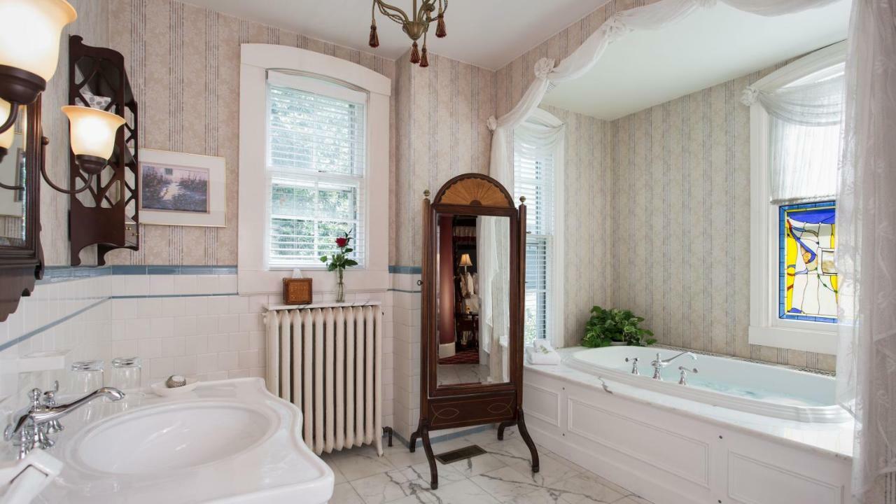 뉴포트 La Farge Perry House B&B 외부 사진